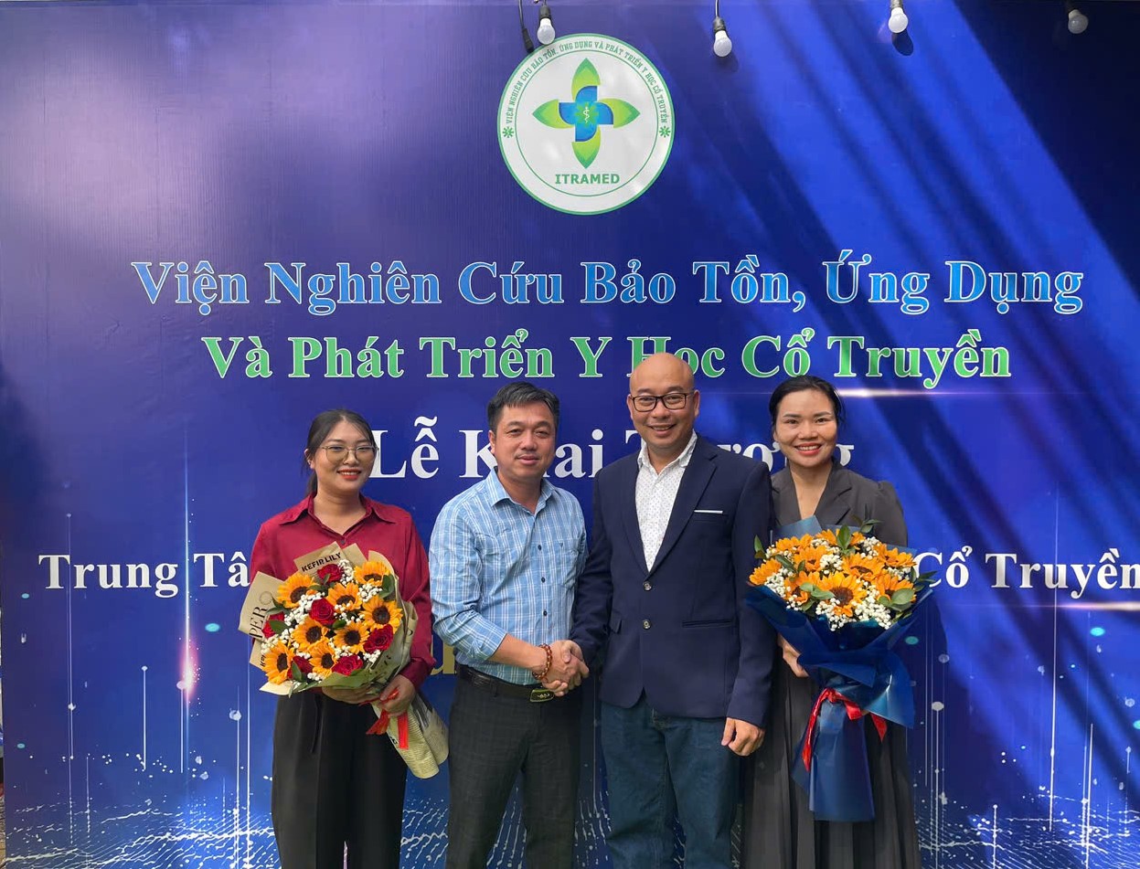 Tưng bừng khai trương Trung tâm chăm sóc sức khỏe y học cổ truyền Nguyên Đường